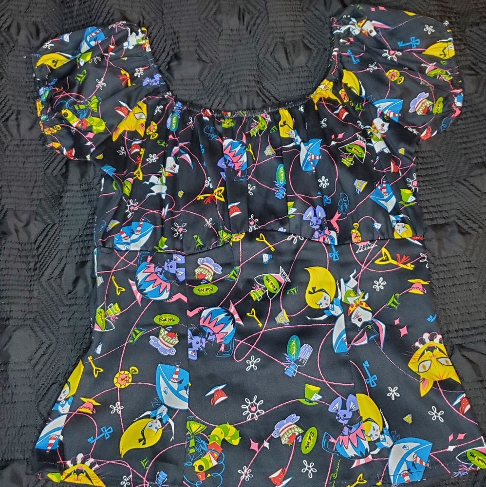 PUG Alice in Wonderland peasant top